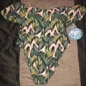NWT! Show Me Your MuMu Swim